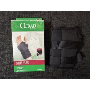 Curad Wrist Splint Right Hand Universal 6" Foam w/Aluminum Stay - Damaged Box